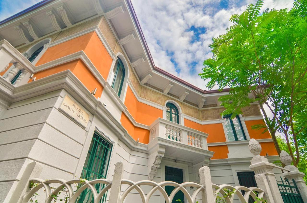 Villa Massari Milano Exterior foto